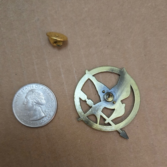 Mockingjay Pin - Picture 4 of 4
